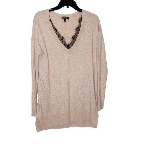Topshop pink sweater with V neckline and lace details. Size 4 - Picture 2 of 6
